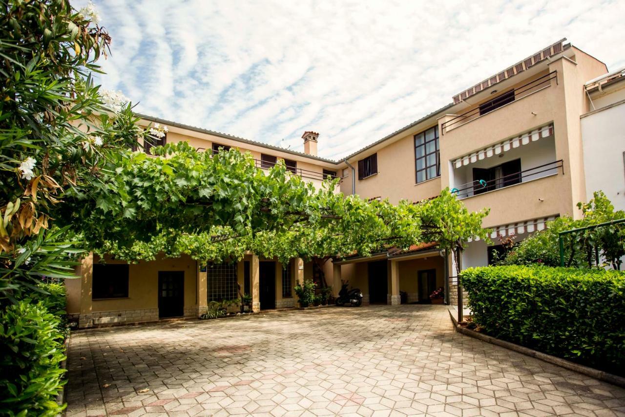 Apartment Matteo Rovinj Exterior photo